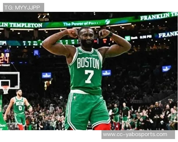 杰伦布朗本赛季表现抢眼场均29分助攻创造416分成球队进攻核心